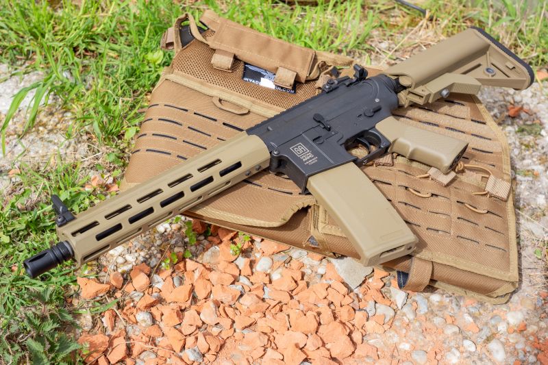 SPECNA ARMS M4 FLEX GATE X-ASR - half tan (SA-F03)