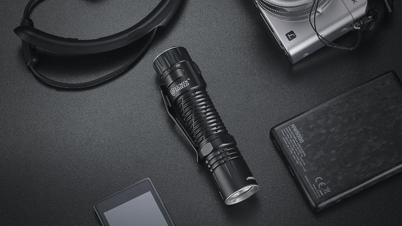 NITECORE Svietidlo EDC33 - black (NC-EDC33)