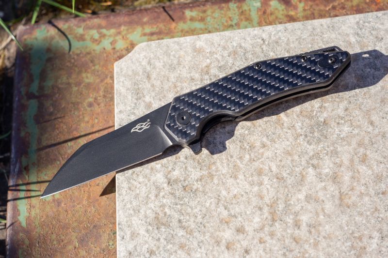 GANZO FIREBIRD Zatvárací nôž FH31B LinerLock Black - carbon fiber (FH31B-CF)