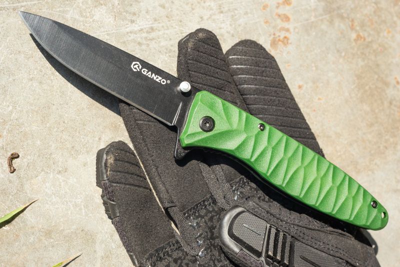 GANZO Zatvárací nôž G620 LinerLock - green (G620-G1)