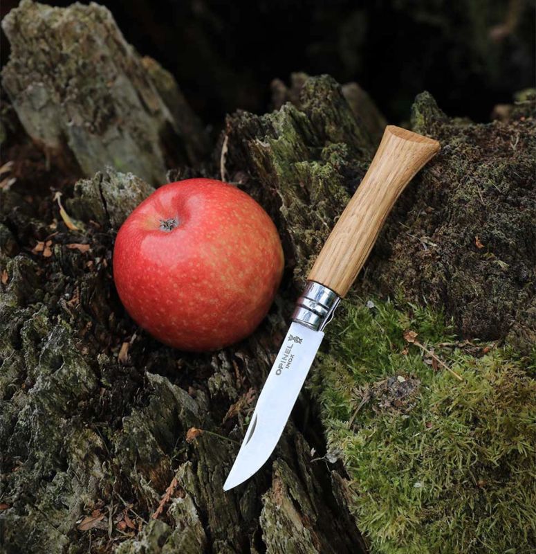 OPINEL Zatvárací nôž N°08 Inox - oak wood (002021)