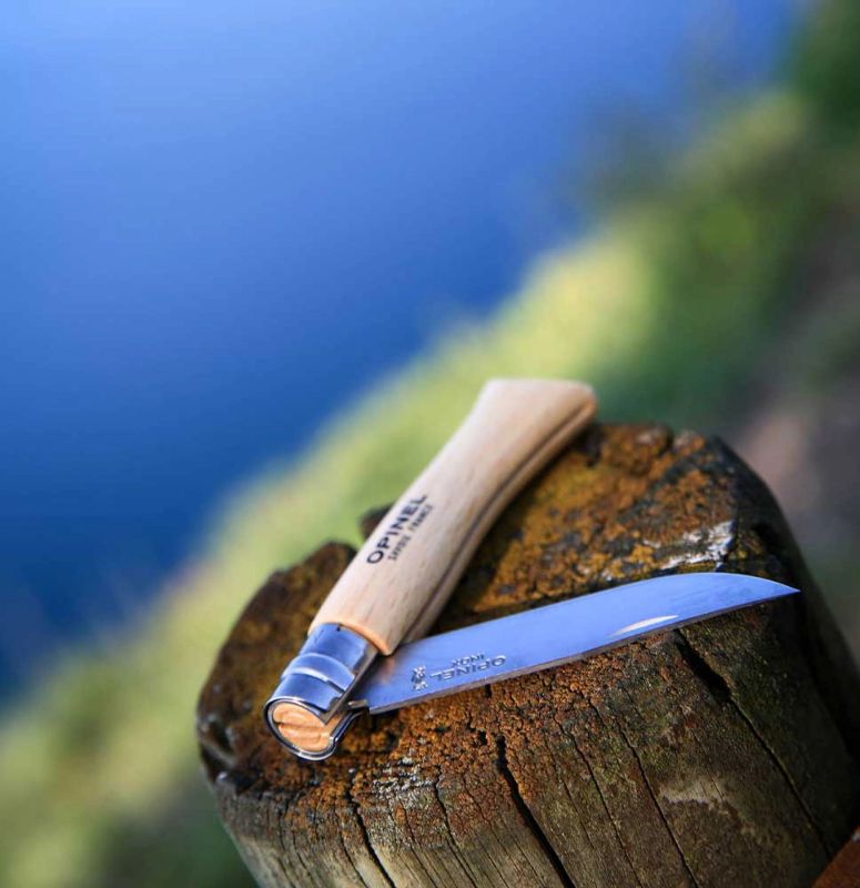 OPINEL Zatvárací nôž N°10 Inox - beech wood (123100)